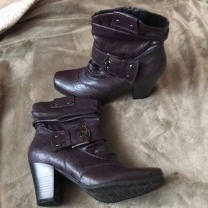 women size 38 NWT never used